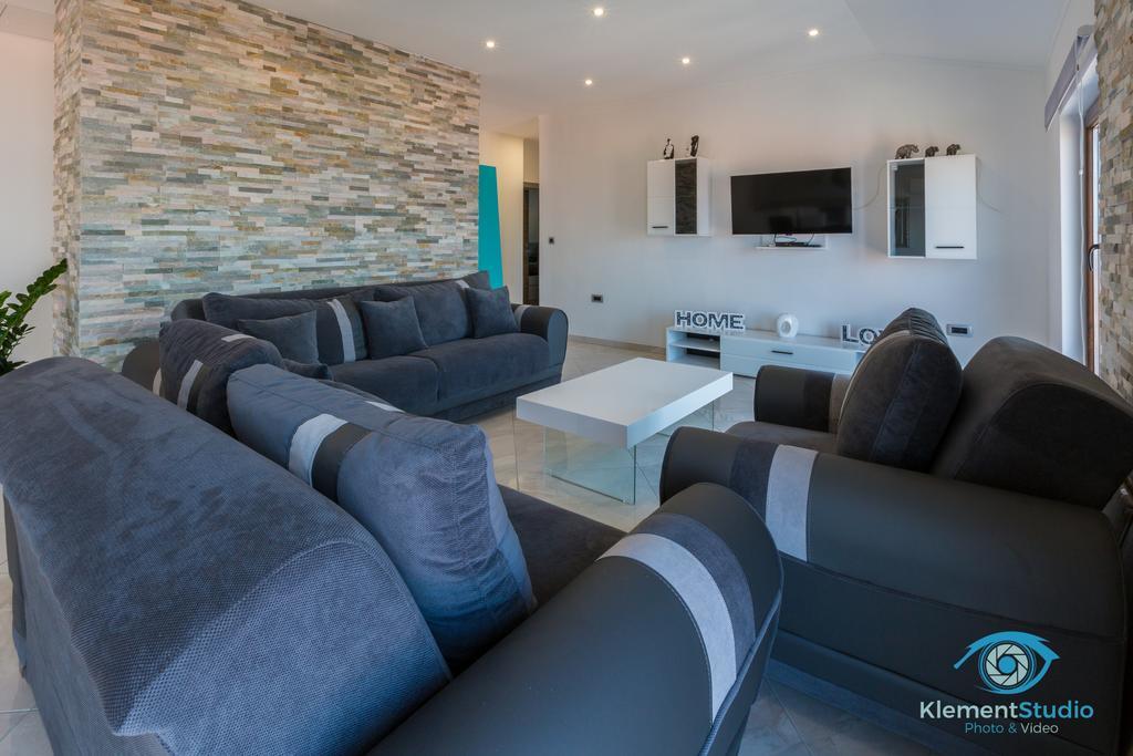Apartments Villa Lili Crikvenica Exterior foto