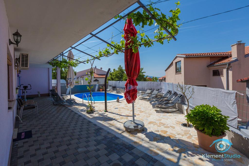 Apartments Villa Lili Crikvenica Exterior foto