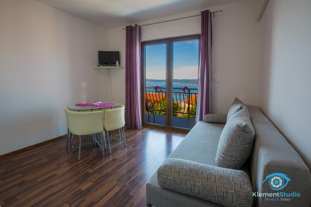 Apartments Villa Lili Crikvenica Exterior foto
