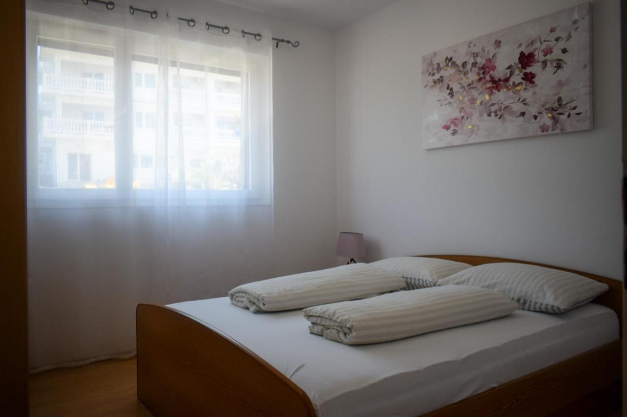 Apartments Villa Lili Crikvenica Exterior foto