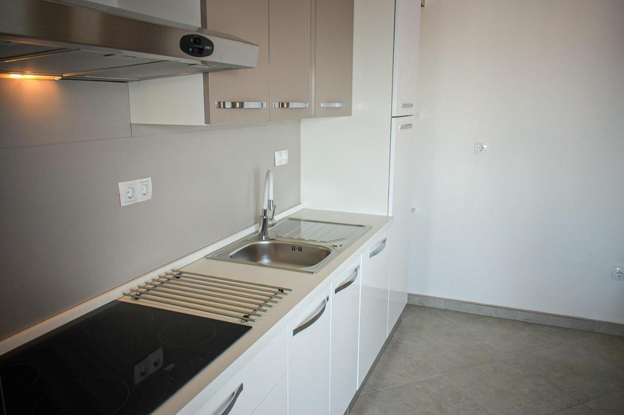 Apartments Villa Lili Crikvenica Exterior foto